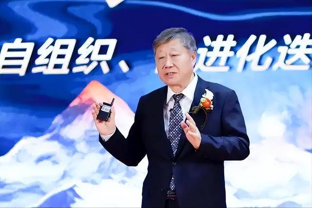 休克、邓丽君去世中国在破局中奔跑澳门新葡京WTO成立那年：俄罗斯(图10)